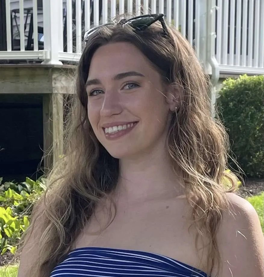 Samantha Winter